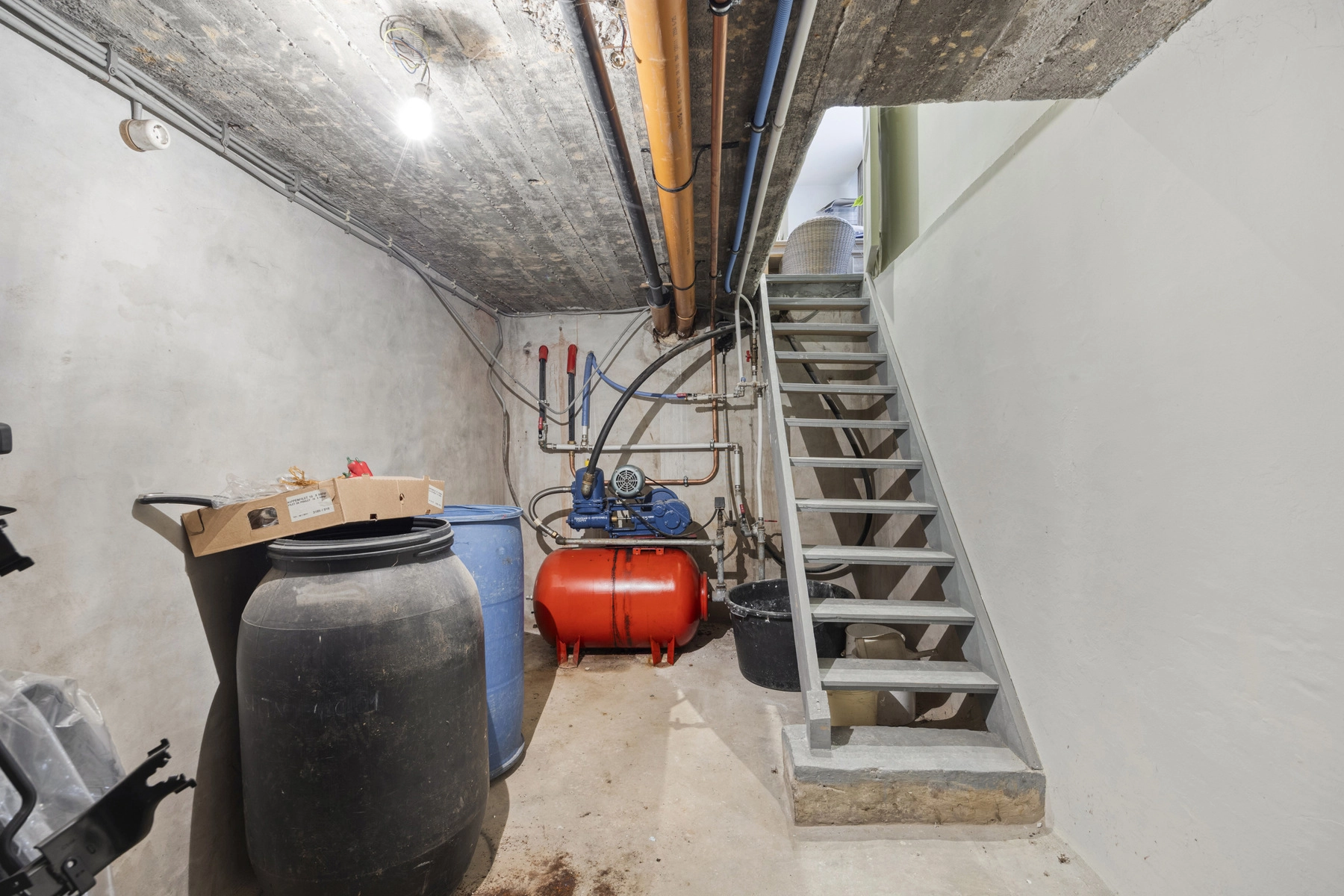 5a091321e5294736807a237993211cad photo