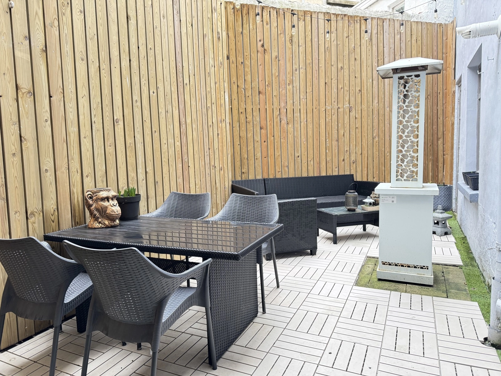 26723c0e42bd47a4bce6d714f6882ab3 photo