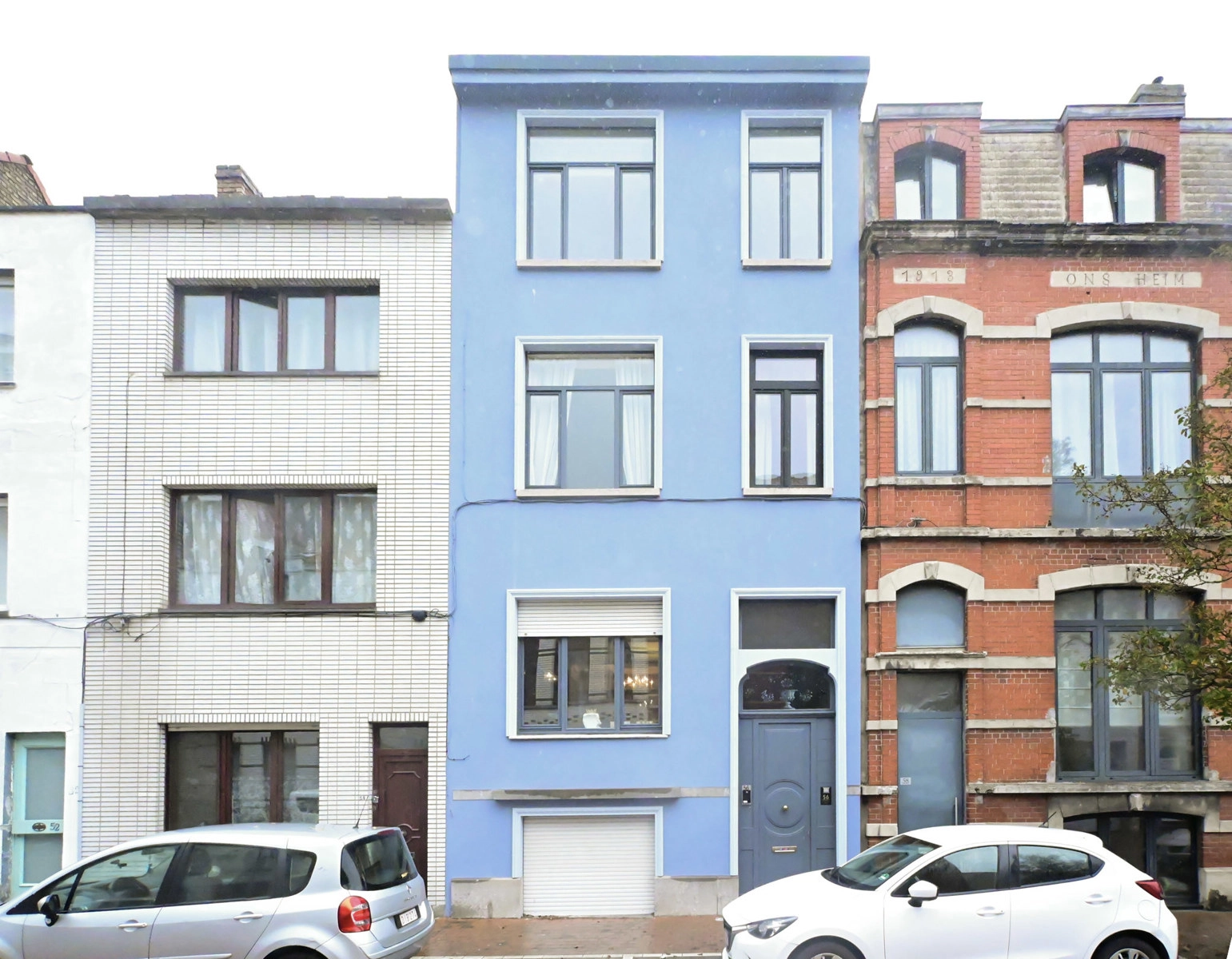 adaaa2c8b3214eaf8380b5579dd51fff photo