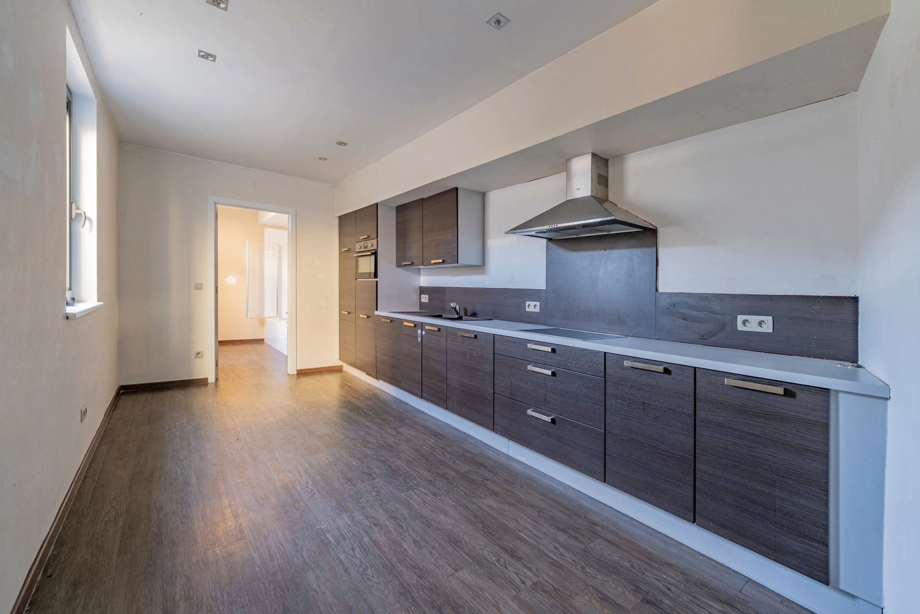 6d8cc50f51494bcea2cf680db43ad2e4 photo