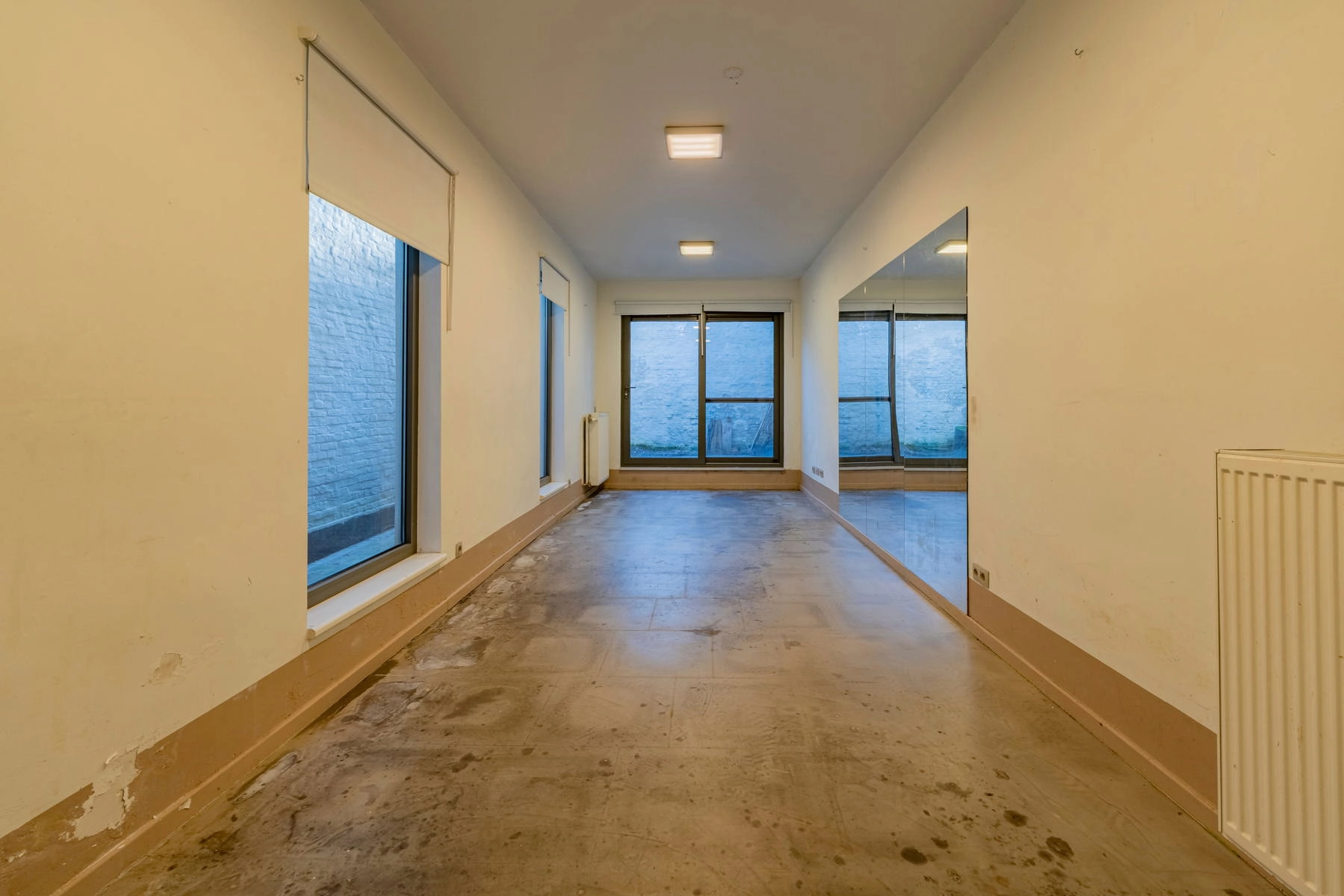 88f74faebc9f49b0a2fd06cd60367505 photo