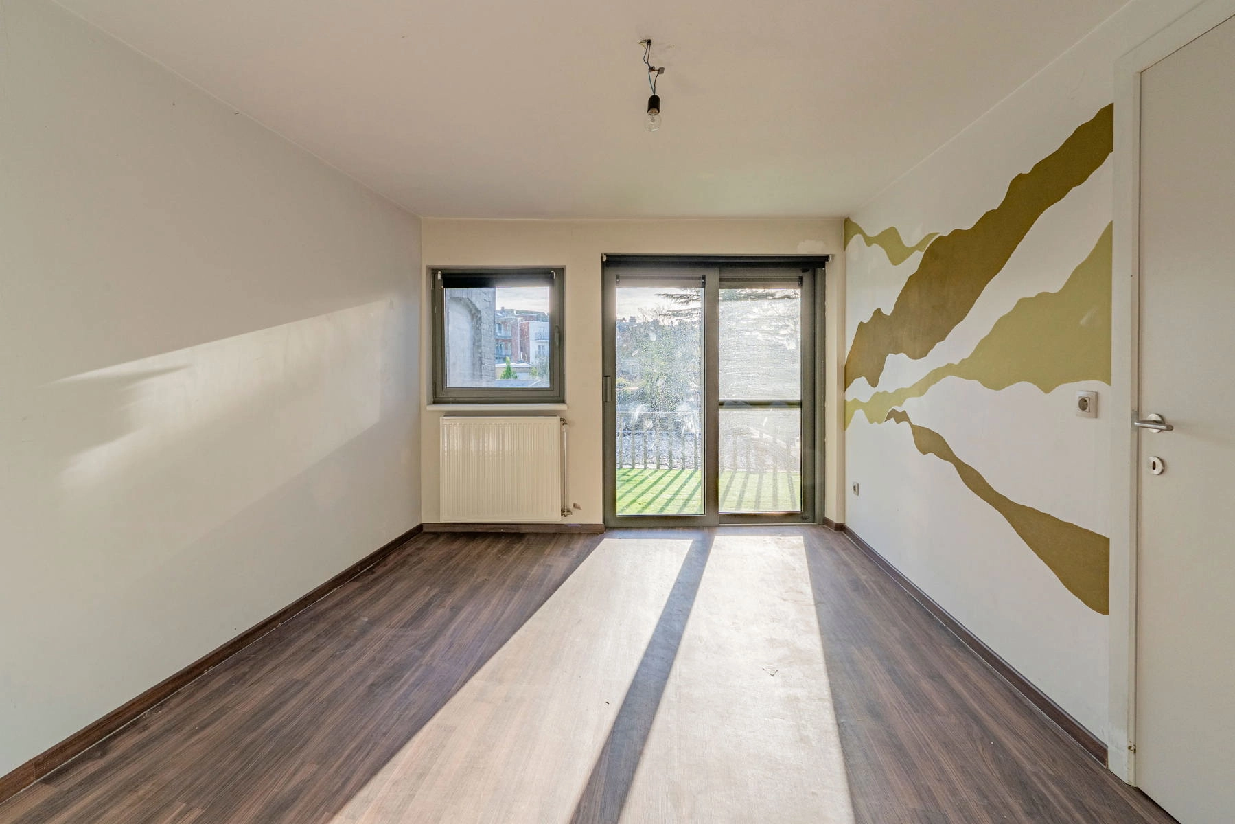 e99fc10bd5824c9cbd909071d8eb8320 photo