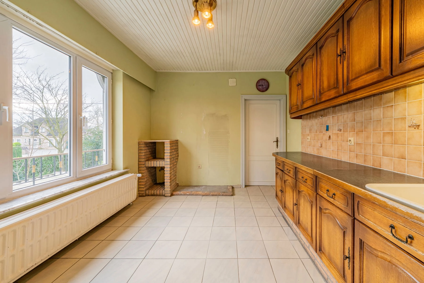 1b89a770428d43b198a7df082867eca7 photo