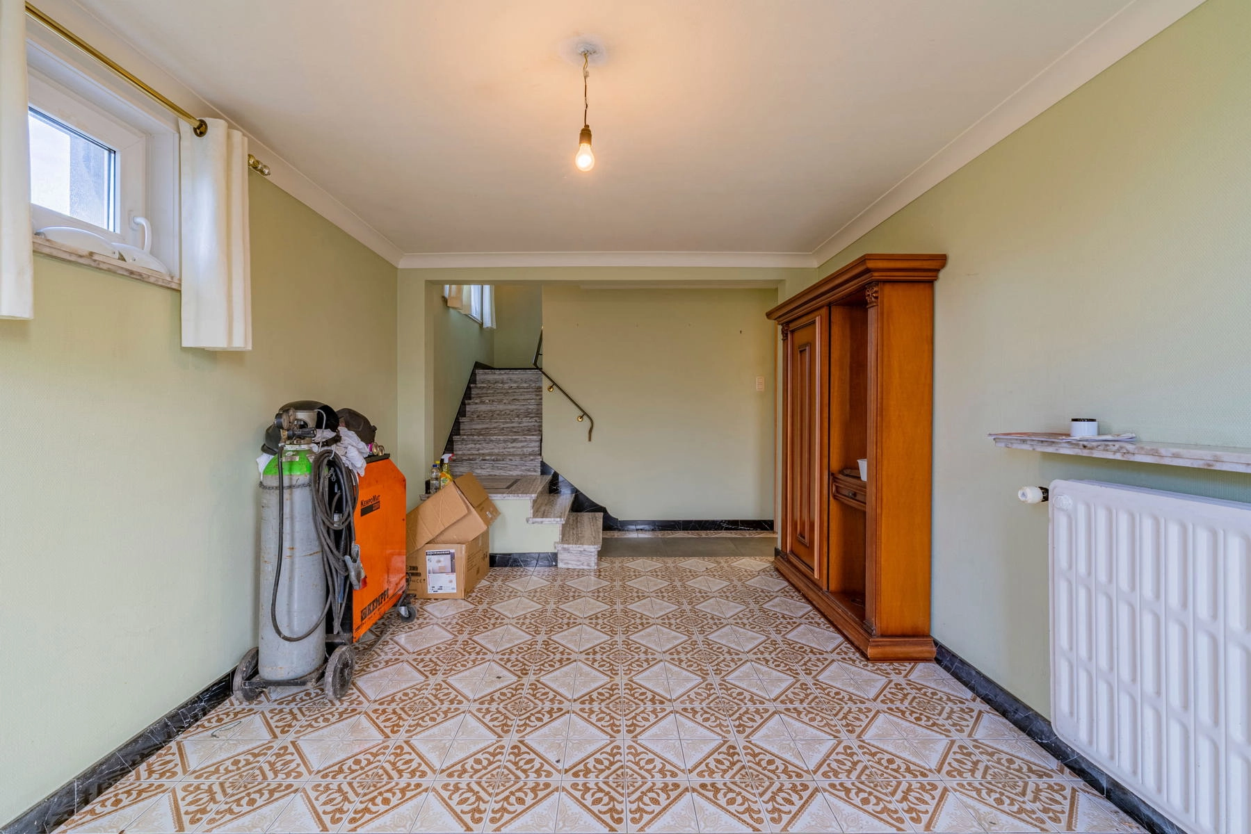 ae5bf8e34f994275b29734abf2ca21cf photo