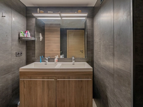 1c9381ae80c442fdb0760052717cbbde thumbnail