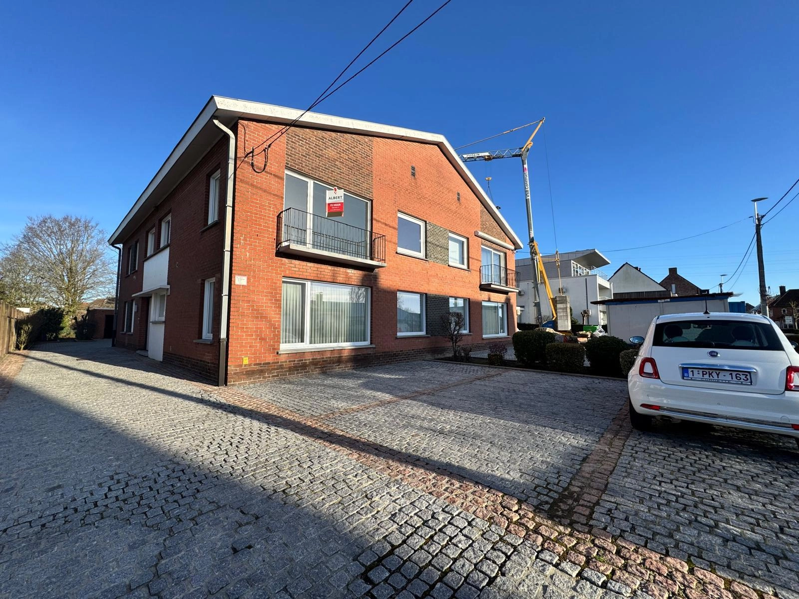 34f8de8a5a7541d4803a52c03f54d74e photo