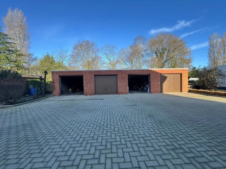 4ed91d5bf5a645829d0f33dd7b8a2657 thumbnail