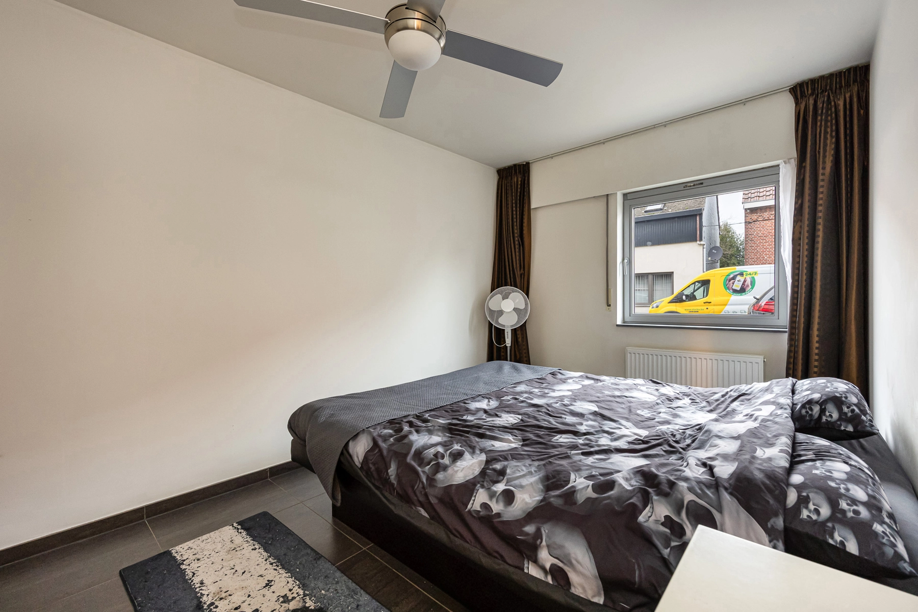 302b6a52f53243ffbd5d20ffdd4e8aca photo