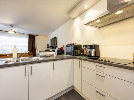 4af64c39ec0647cbbcd0a6732ad00124 thumbnail