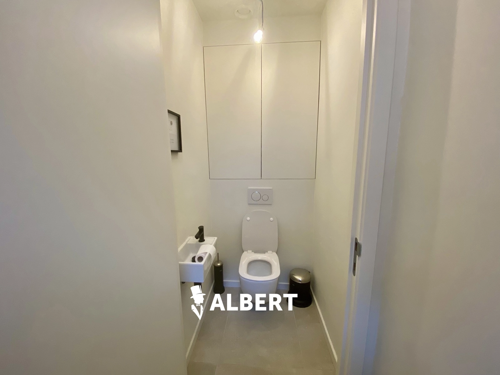 f7c7b4687a2d408cb85cdd67fe5194fb photo