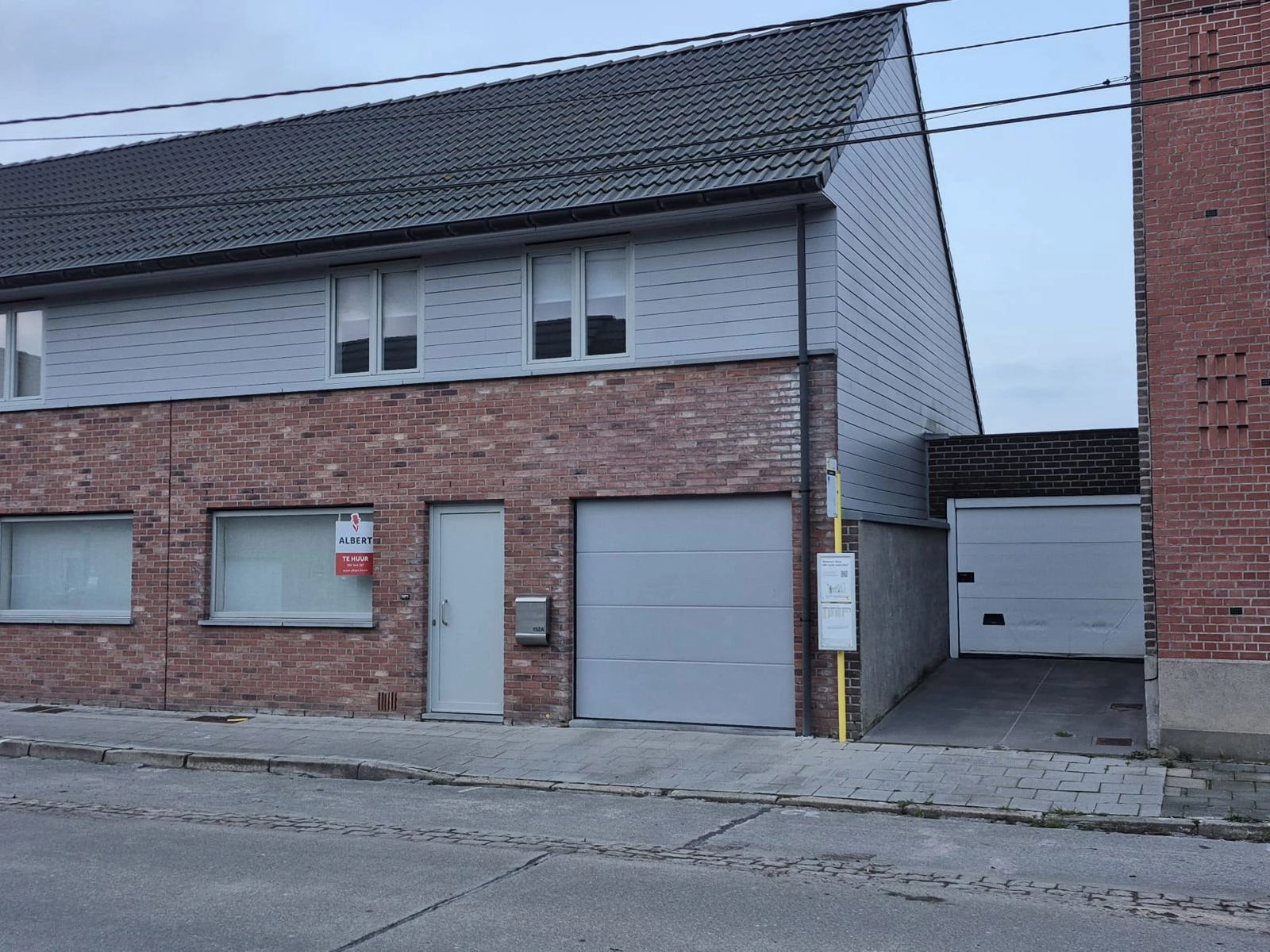 959de3397cb647d08063abe9fac19fcb photo