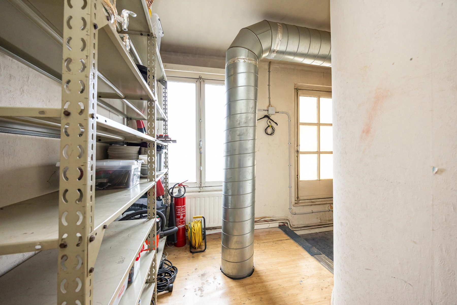 18c06f66e7994257acf3720f4a59ab8a photo