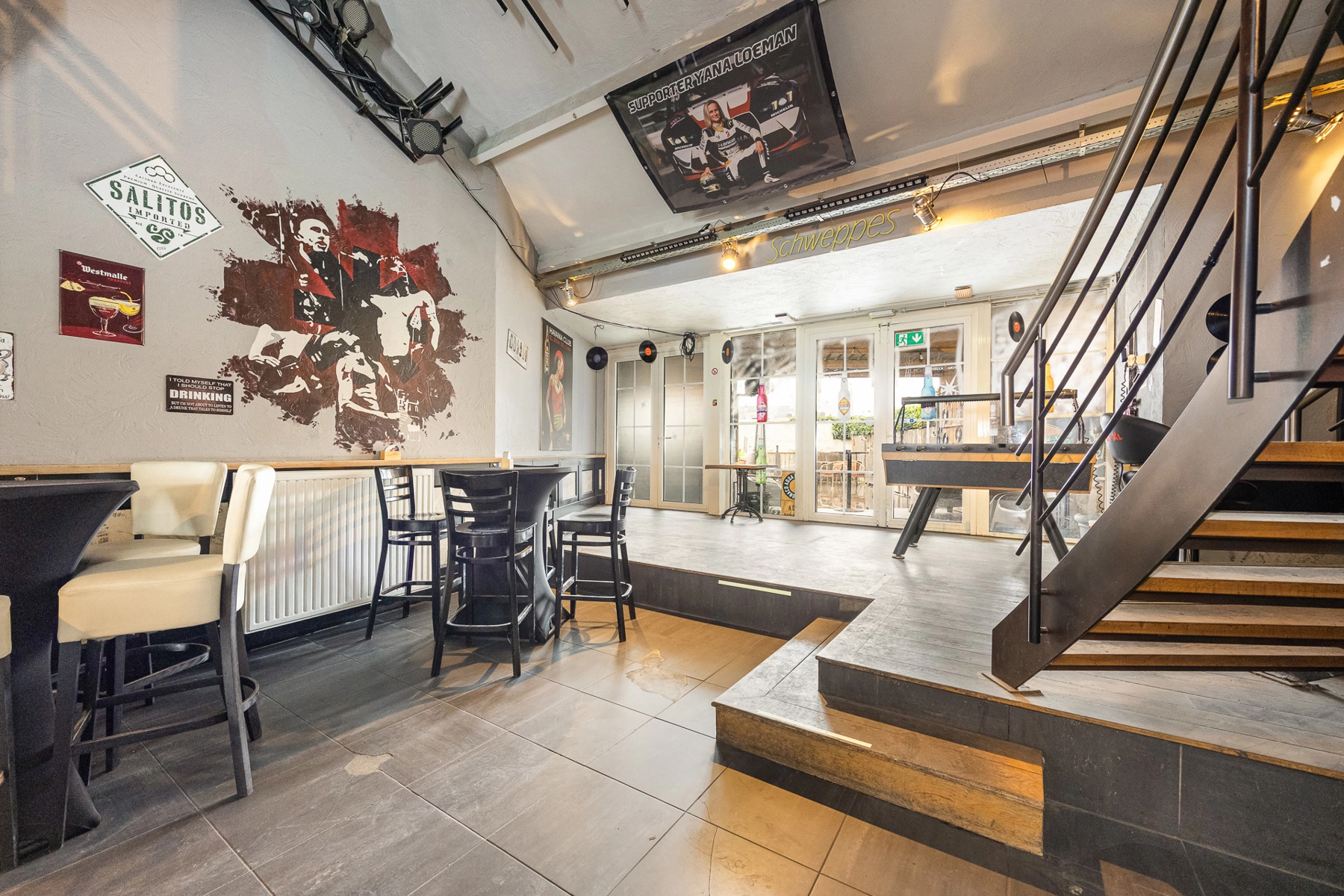 243777cf7d90494b9c10ca50bf78cf7d photo