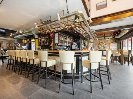 3d4c443caeea48cca7338d6ff9a22d70 thumbnail