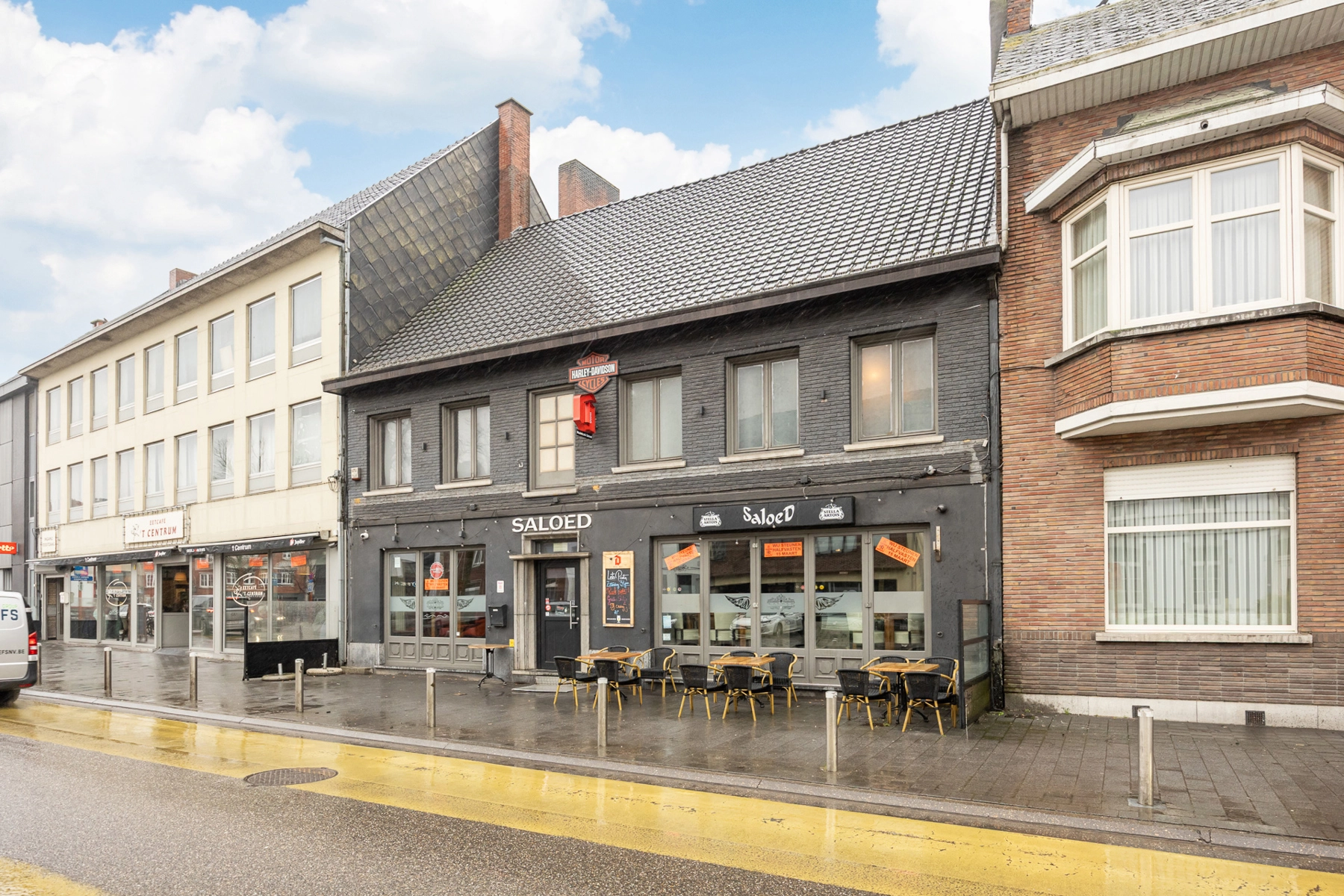 4b8789d3d5e6439b9ab8894cfc694d64 photo