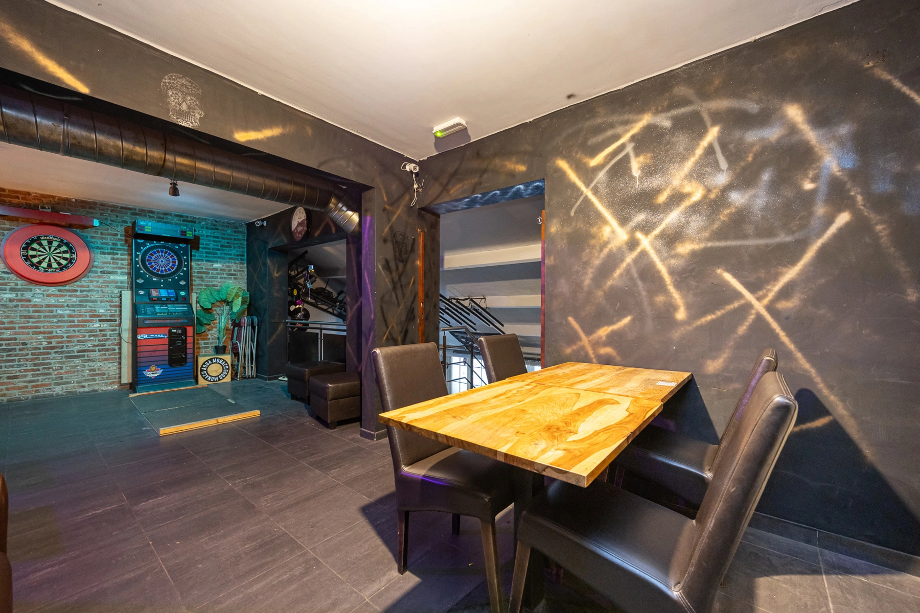 dab183bc3ffd4a88baa78ad60eabda48 photo