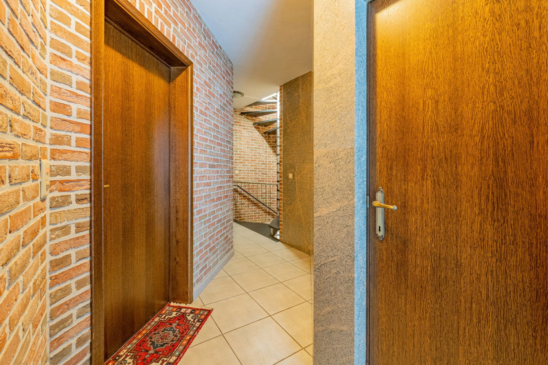 82d66e14b05846c886ed38d01c82c903 photo