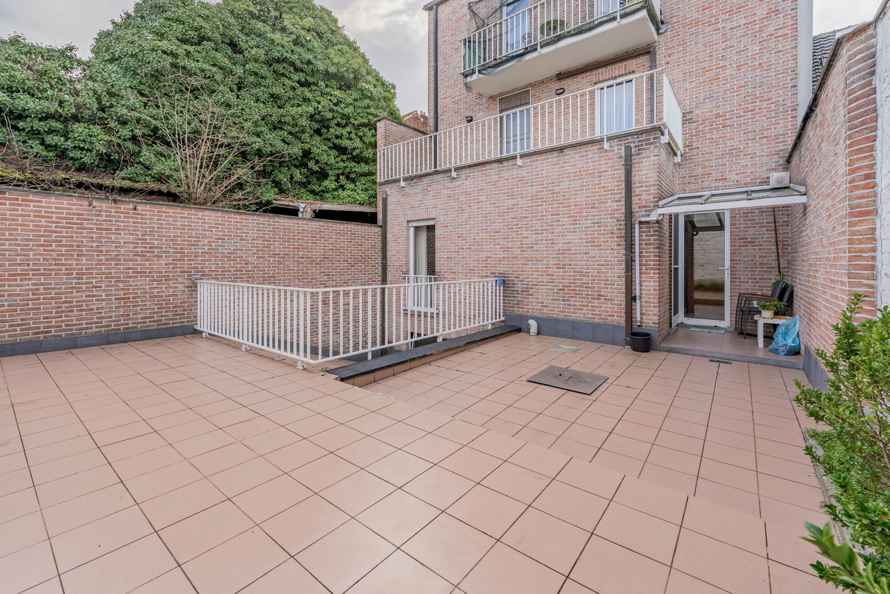 ce1553043f844f898f7e3efae1501486 photo