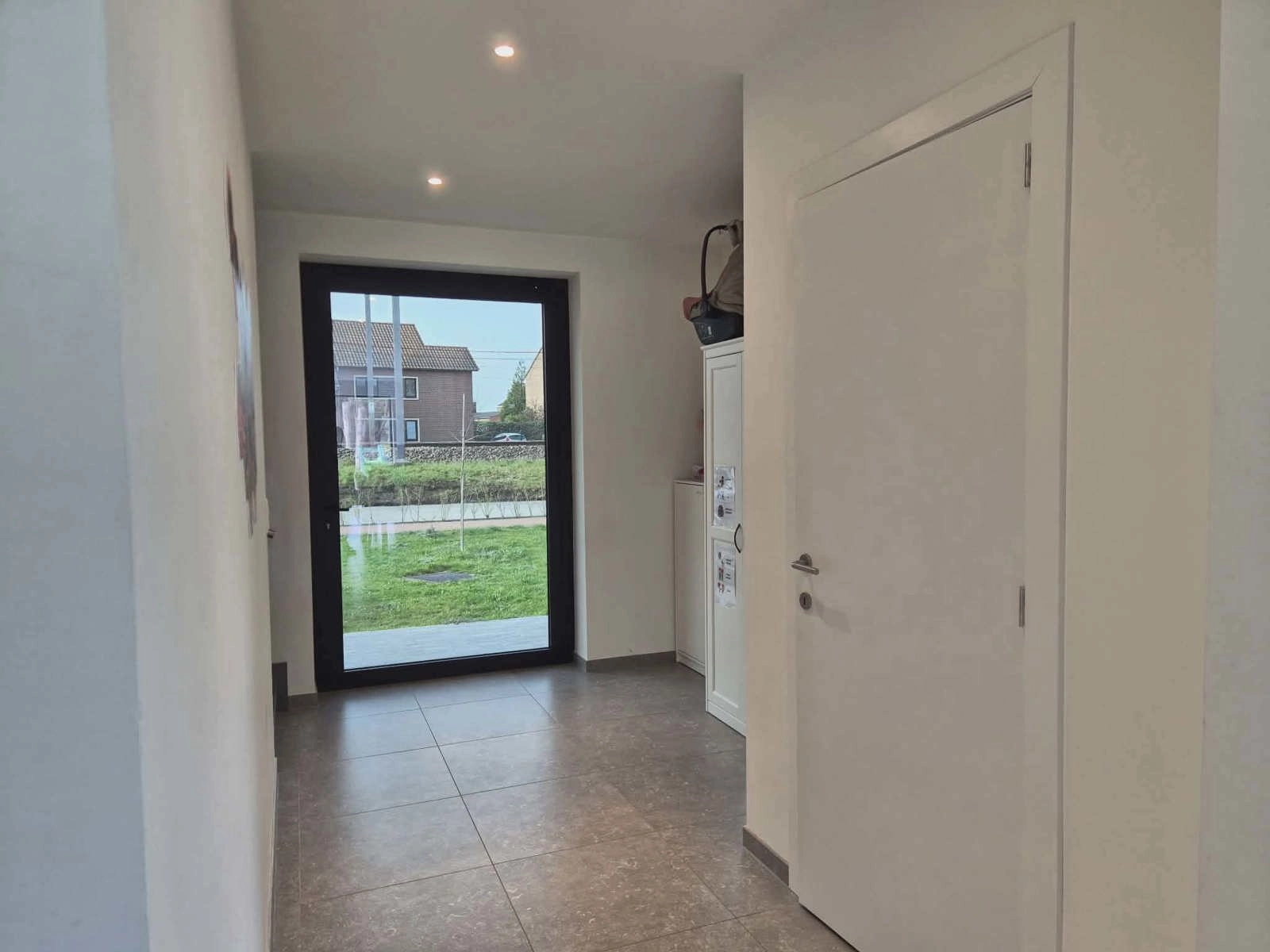 6c8e434cc77348e3bc56fbae976f2884 photo