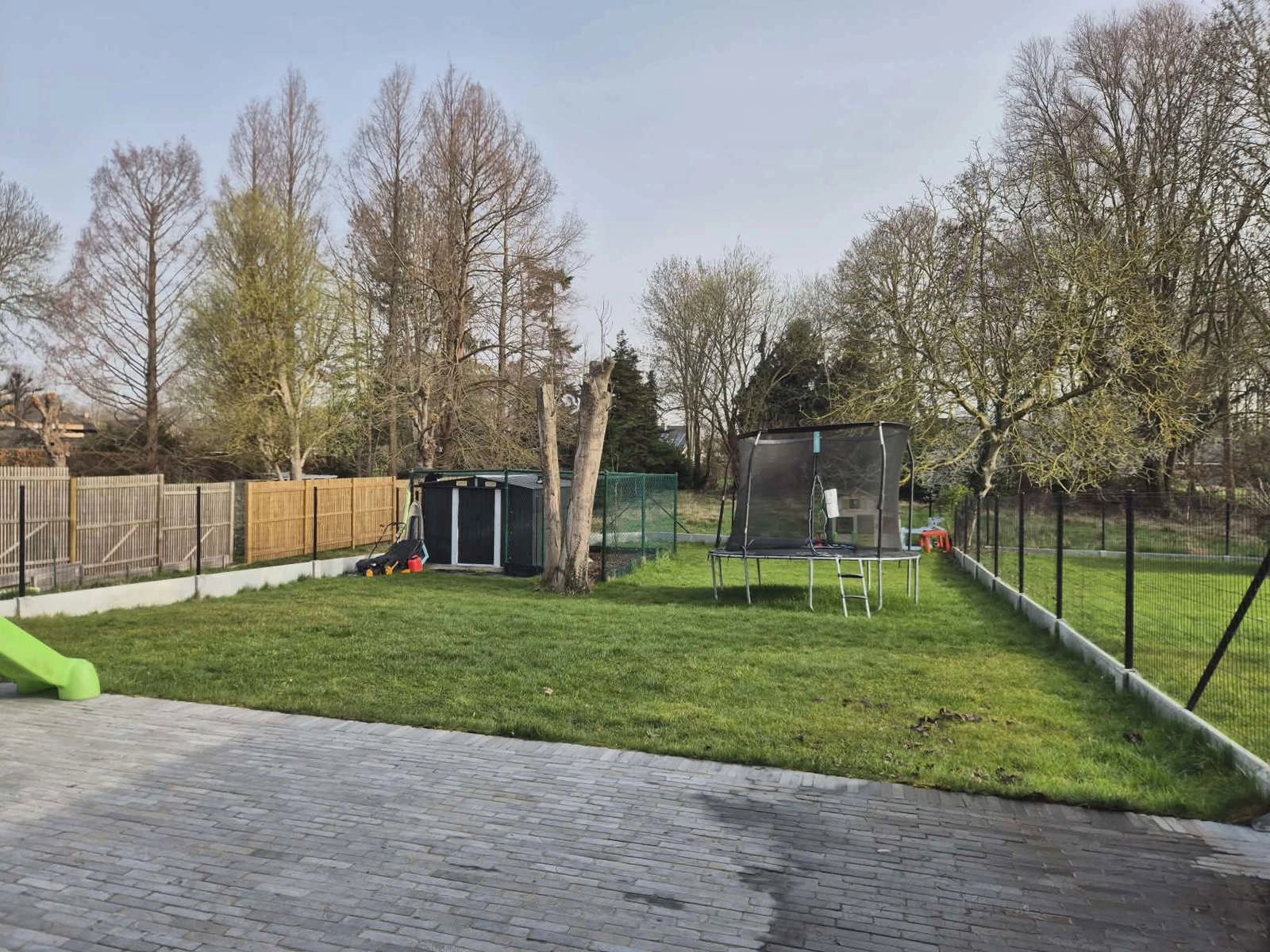 8f4202d681064bc18328e9d23cbf1d26 photo