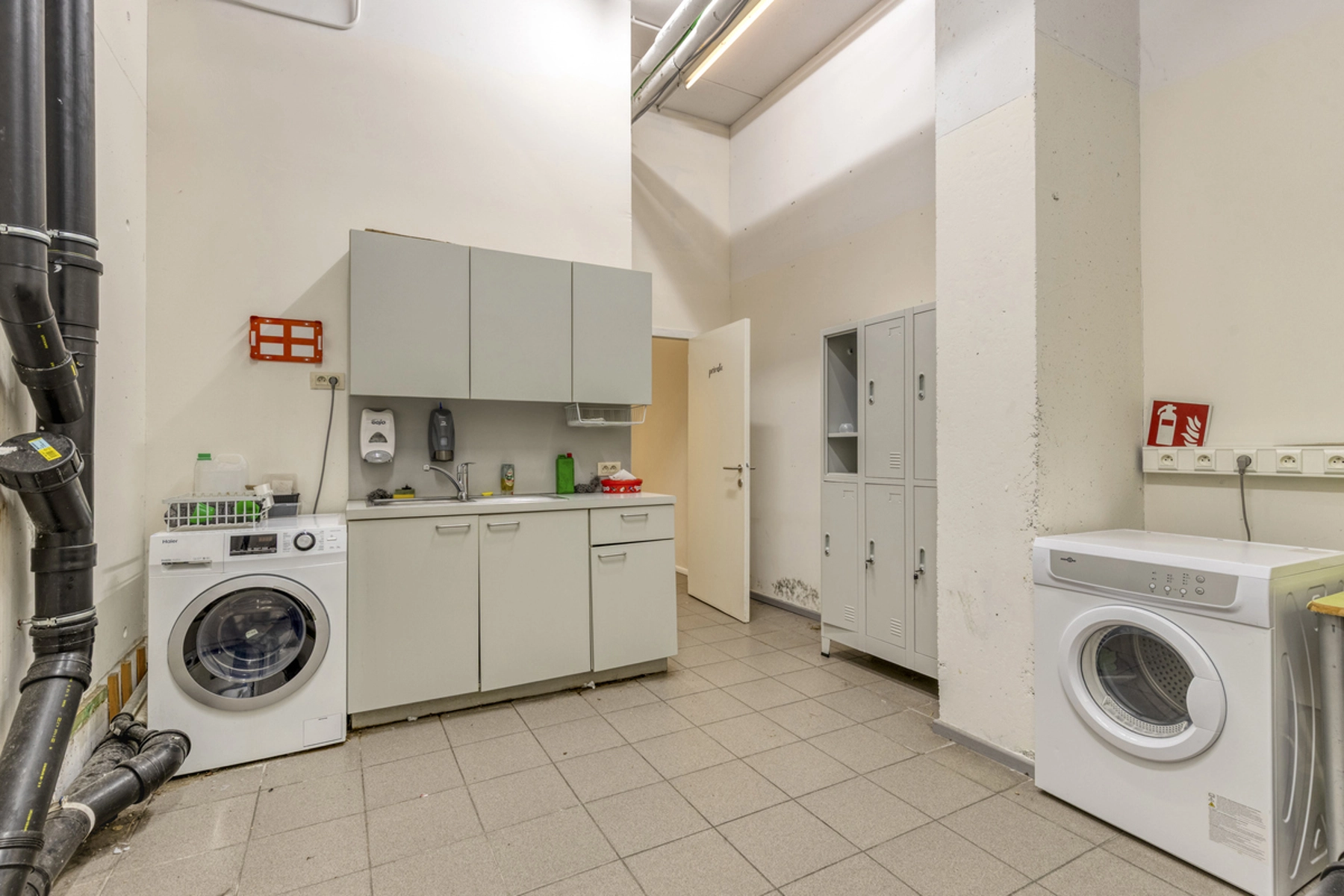 4d4c43e9096147918972ed5e742708dc photo