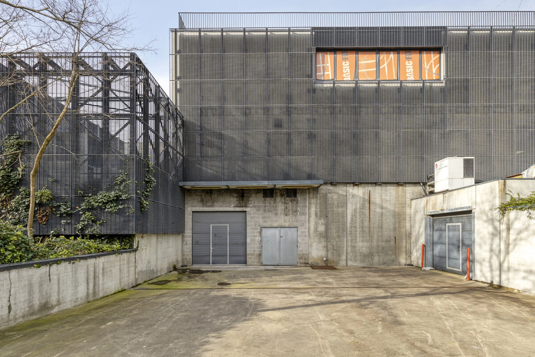 70985ce54eac4c10bea254aac7d13f8d photo