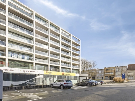 adf515e396184eec8c7f9d5c4deb4ff4 thumbnail