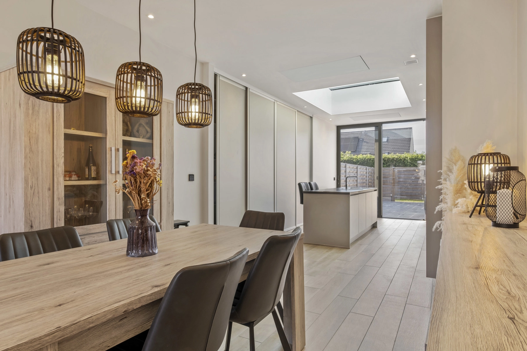 503cf56aa4364c3eab1f9ce44adcdd1b photo