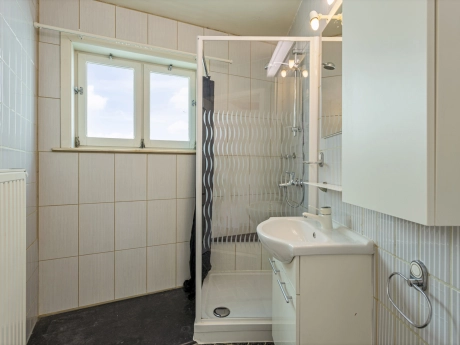 81b94c04063949e9a1044d48e2687b67 thumbnail