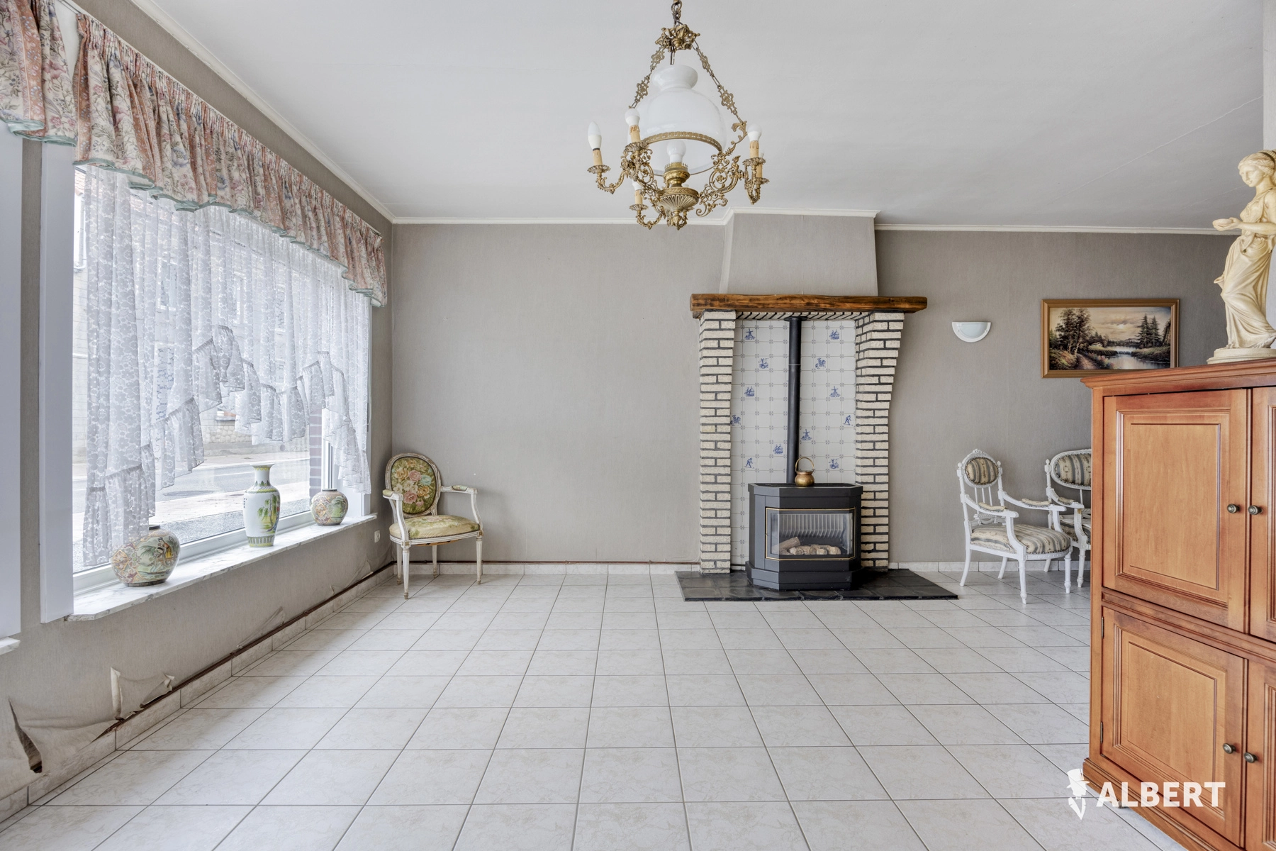 31edc7cb81934334a28c9b1531ab575f photo