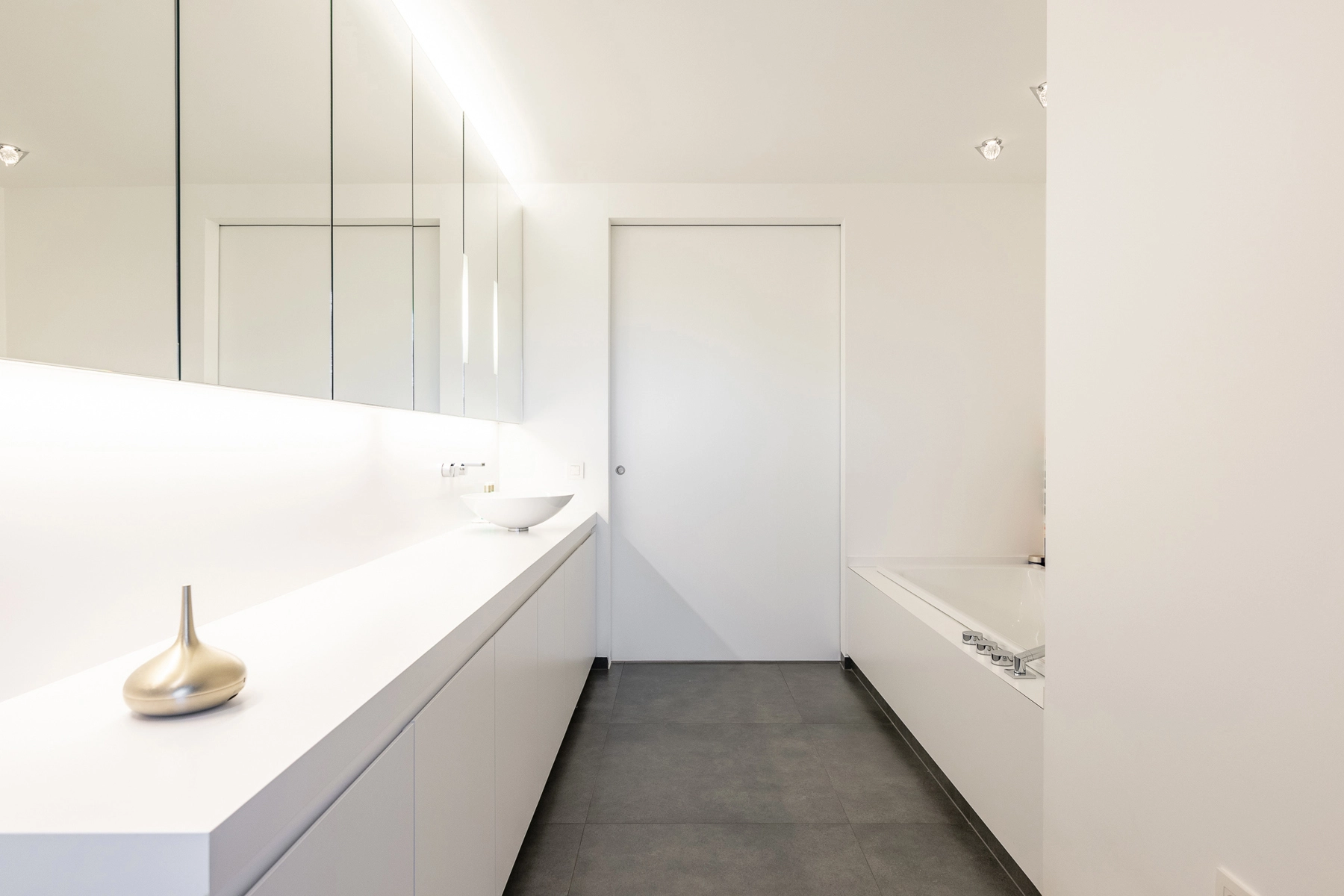 abed618733c84c0386984d20f083bdff photo