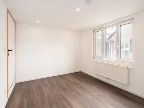 dacf34afa8ac45159ec4ce8b13e9aad1 thumbnail