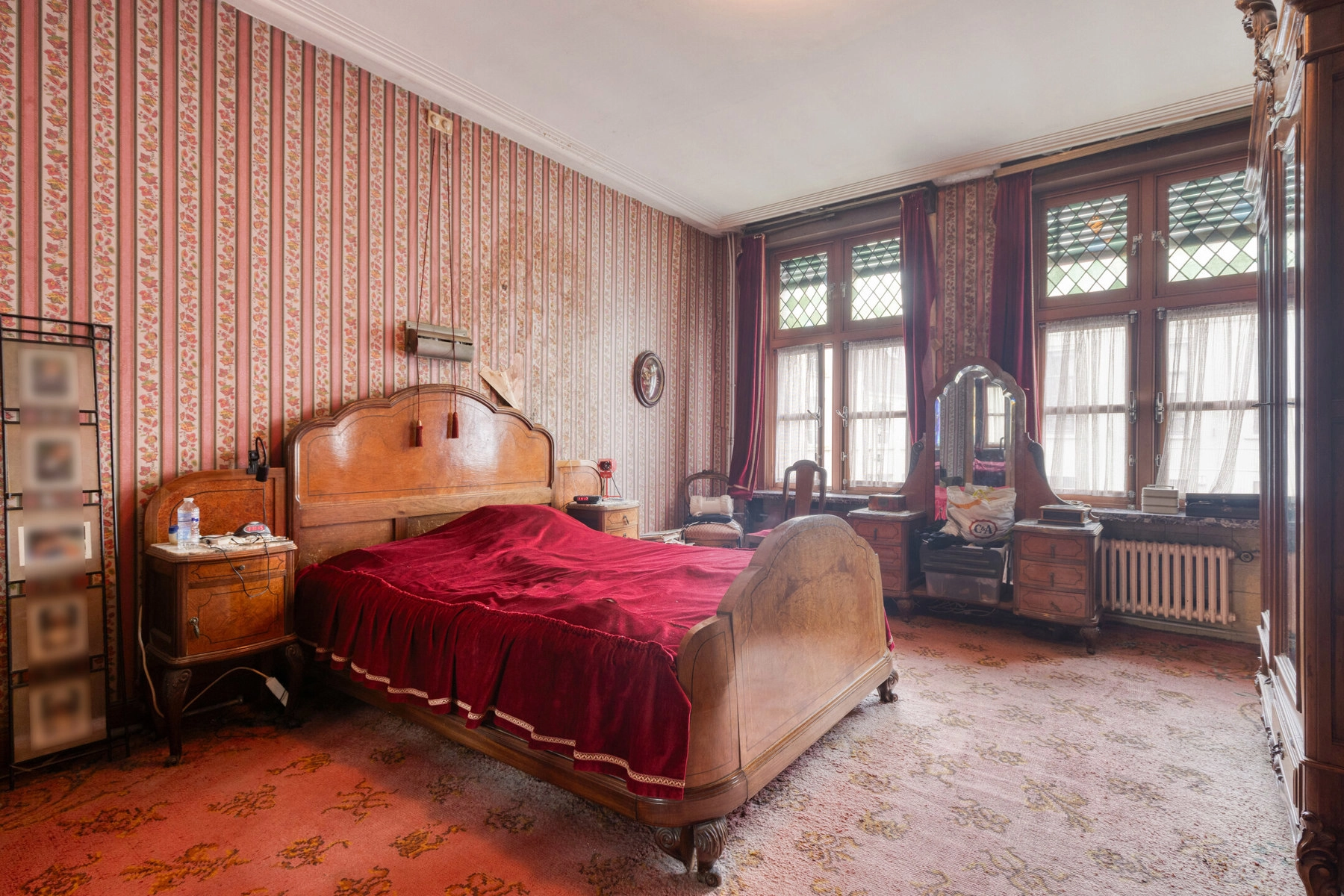 4b2954020345445691e701d95d8937f0 photo