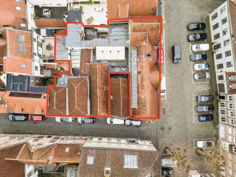 83d6efa224bd4bd8955fa07745eacc98 thumbnail