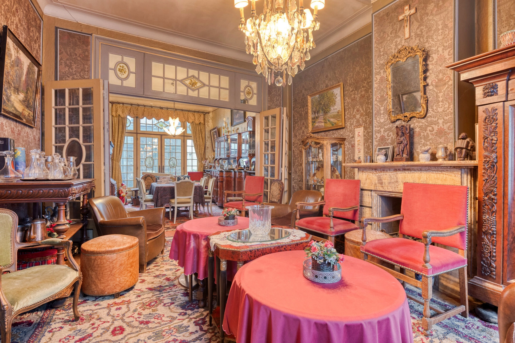 c1b6fdb2aa124cc9a23631ad408a558b photo