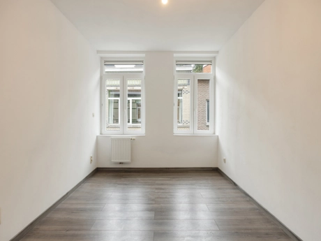 5ce9be478ca84540972e15c30136a54b thumbnail