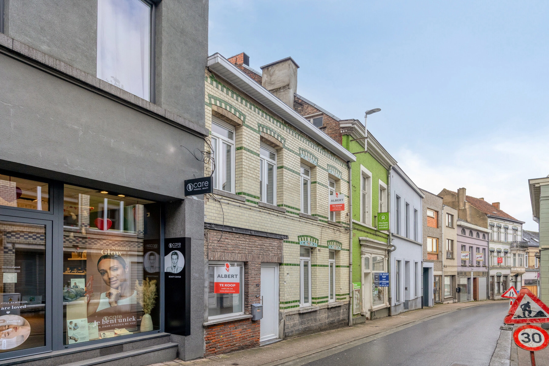 71da31bf66634996b666b025093be9d4 photo