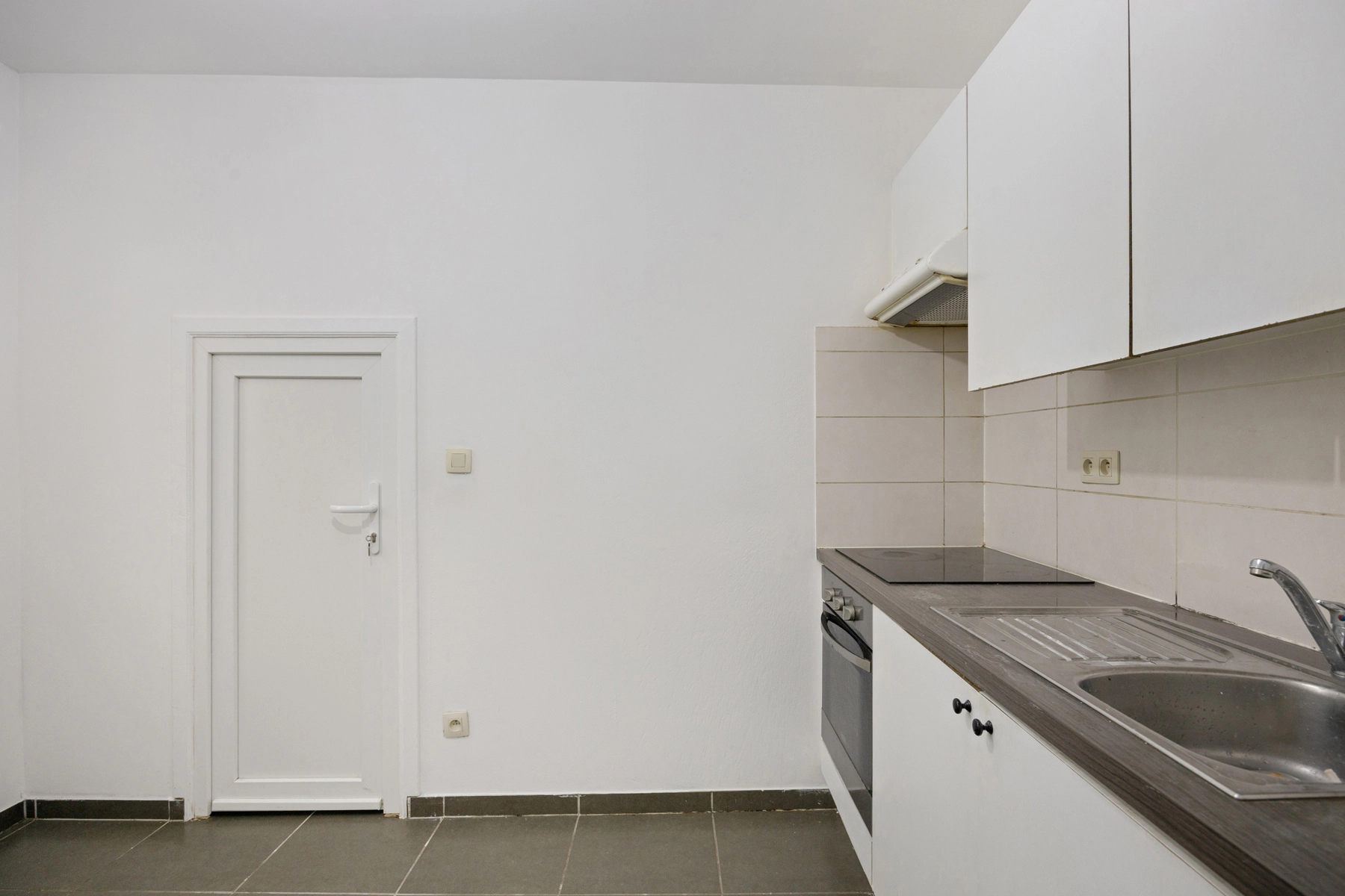 a36a0d19737a48e0a05d1130c670310b photo