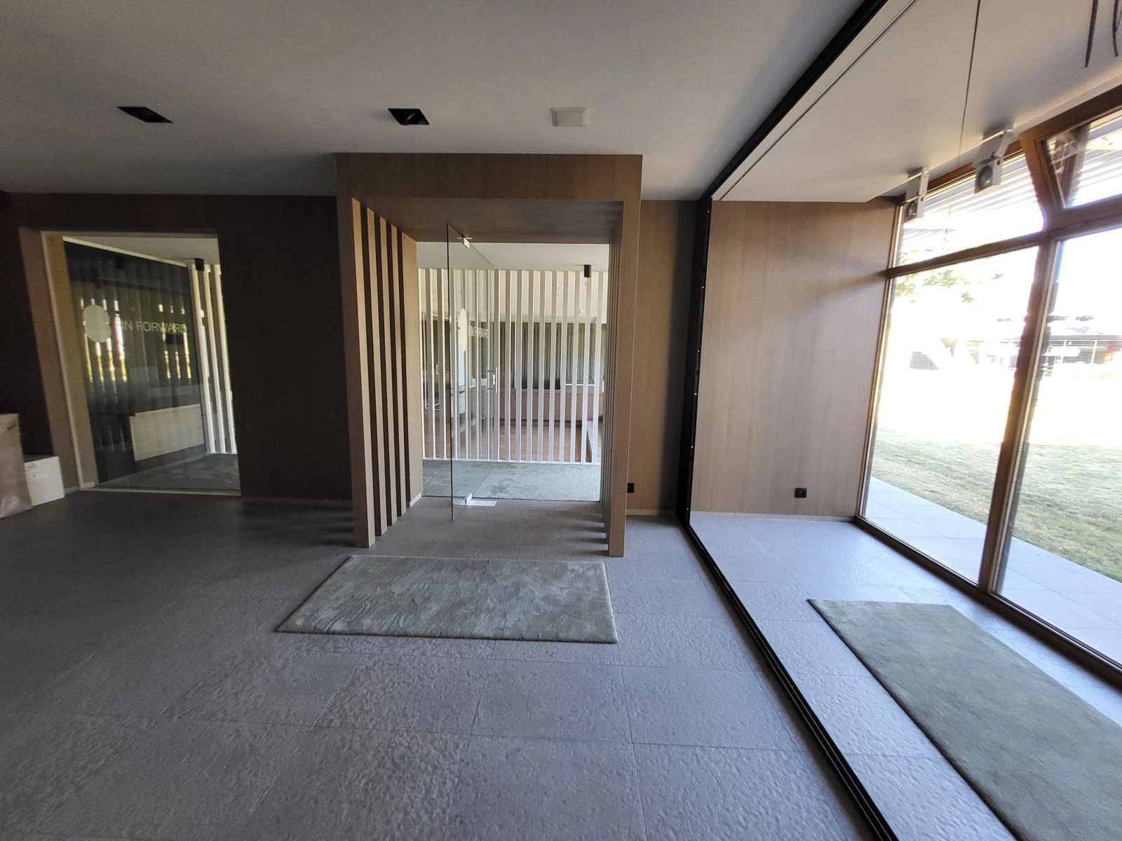 2bae125754a148798ce168221e419c55 photo