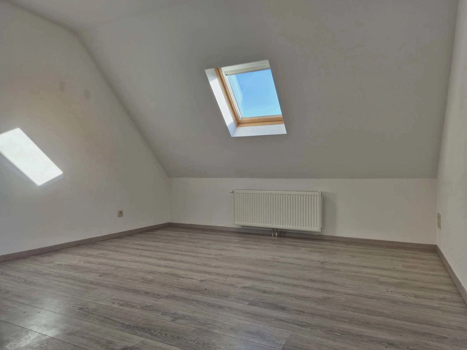 911bda2209c44626b95101a617c82d90 photo