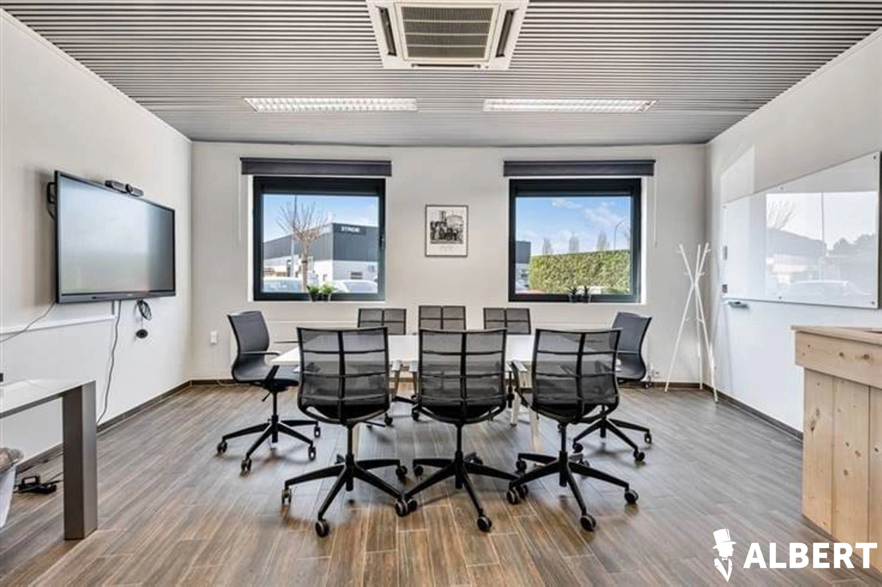 593b106bd0e34bfe8029ea0fcb2a26ab photo