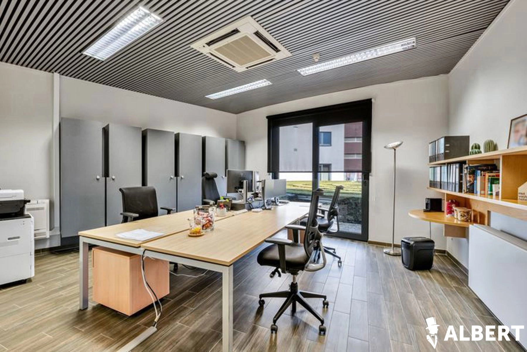 e69e960a81ca4d708b8e1832cfa12029 photo