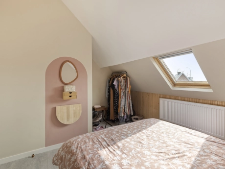 1b704c6eae0b450fa8b04cb21d22188c thumbnail