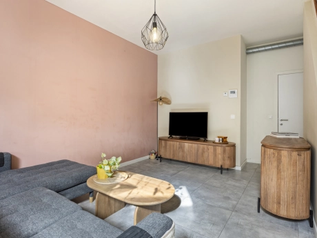 7fb7fc2c5caa4954a783c52f181859c6 thumbnail