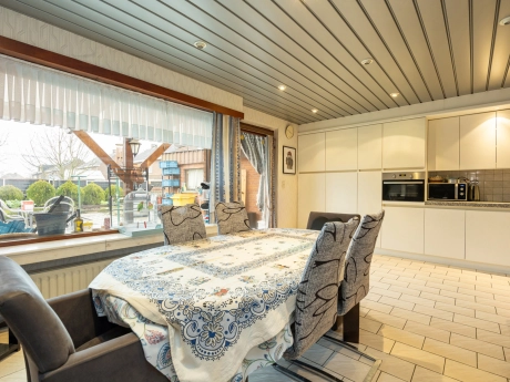 0739f0d739da47d9963e12cbe28eb13a thumbnail