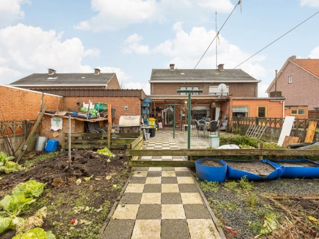 4c9bc4f0332d467baf51b9cbf4171385 thumbnail