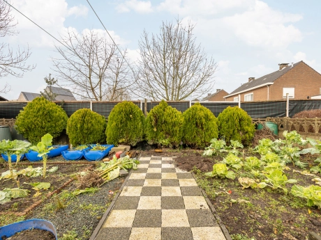 4f9545707cef4a9e963b049324d11d68 thumbnail