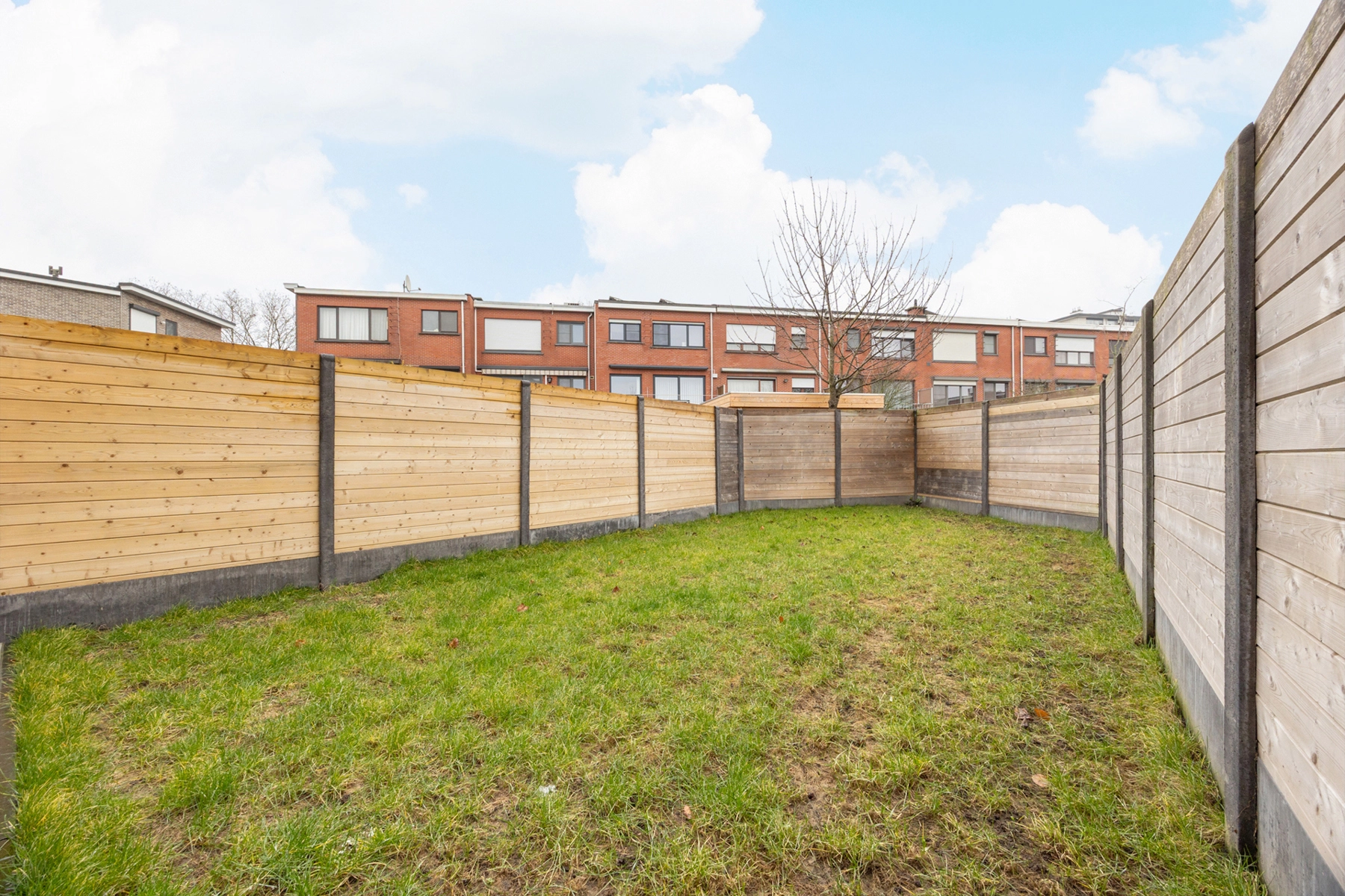 b270c6ee008a4665b71cd0eb1c8750cb photo