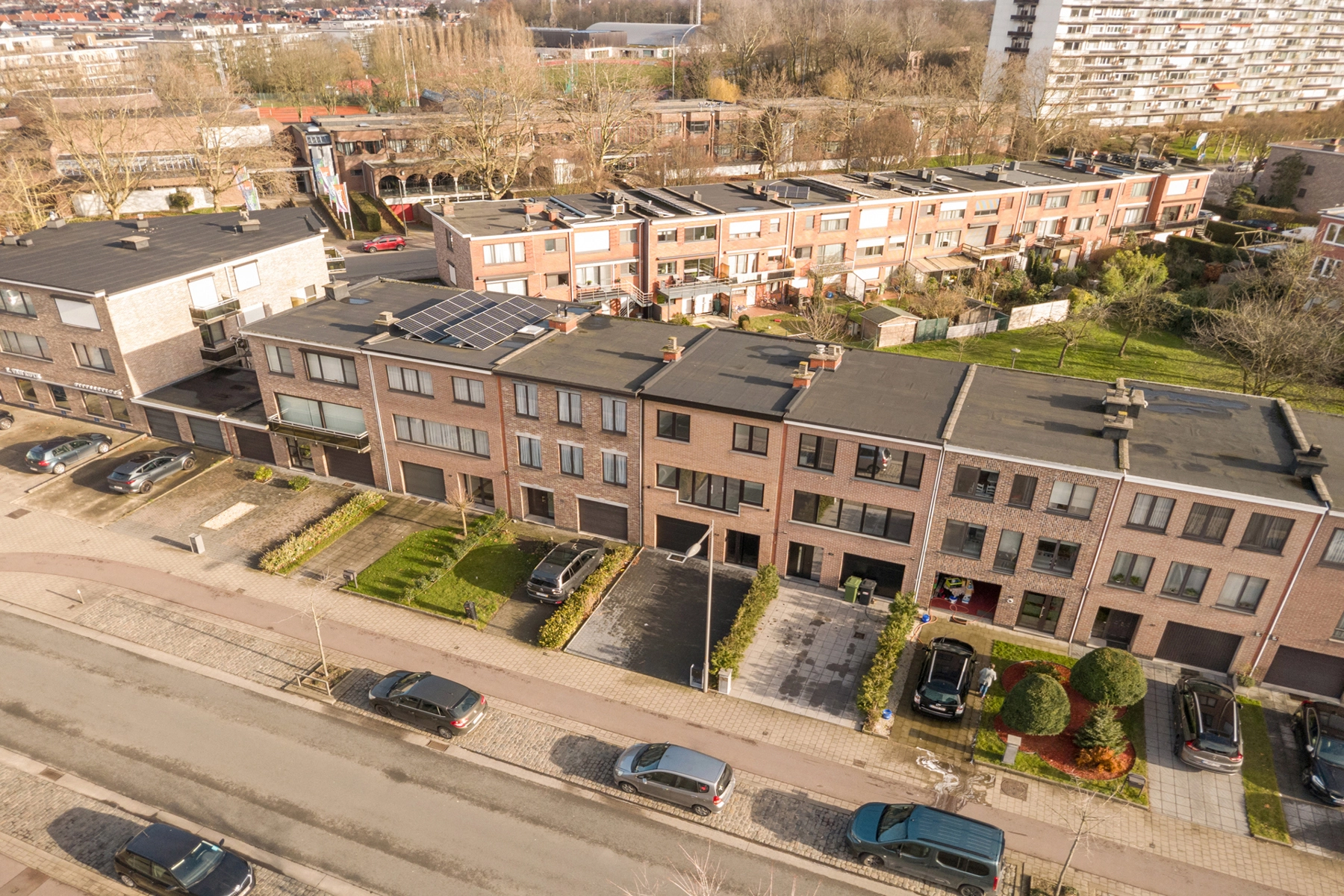 e74718fe2c074e7b8bb426e8d7ae10ba photo