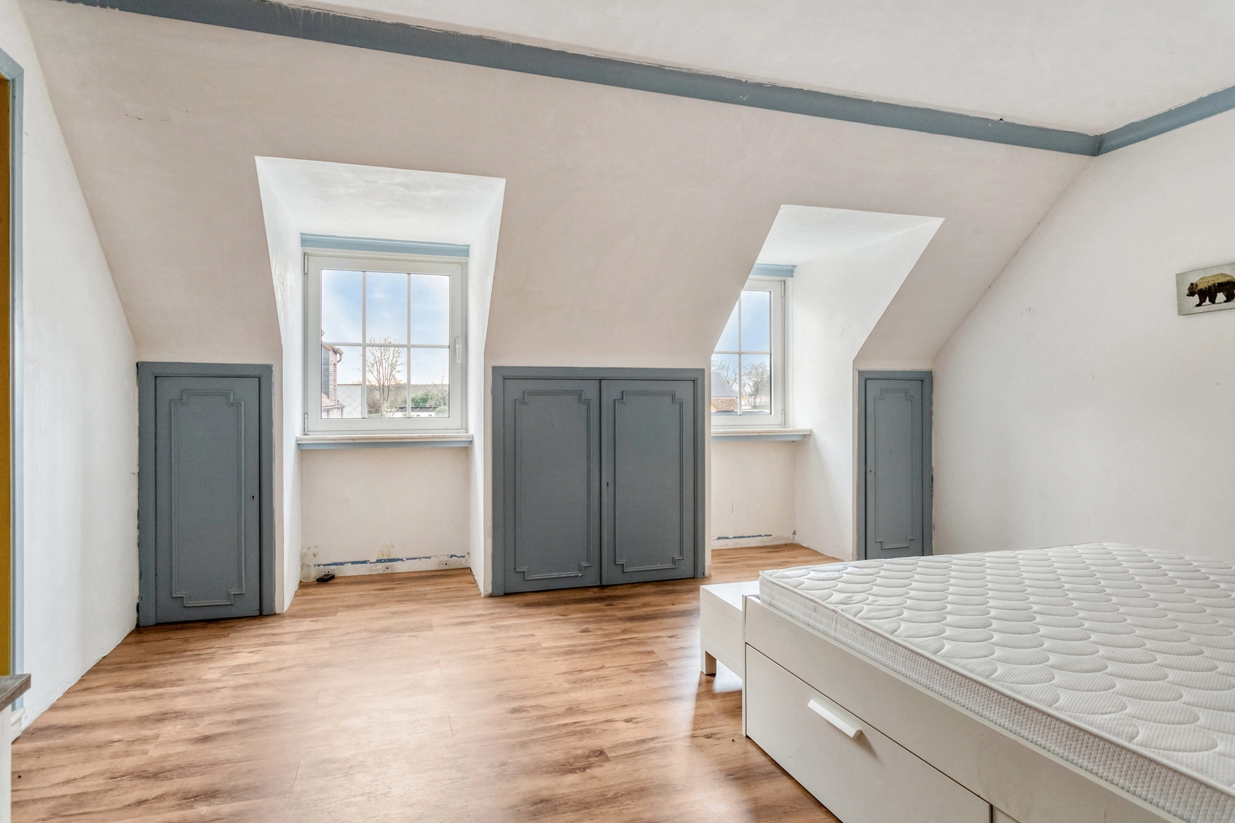 2fbfbdd2e1b74c96ad7e65eff479ca14 photo